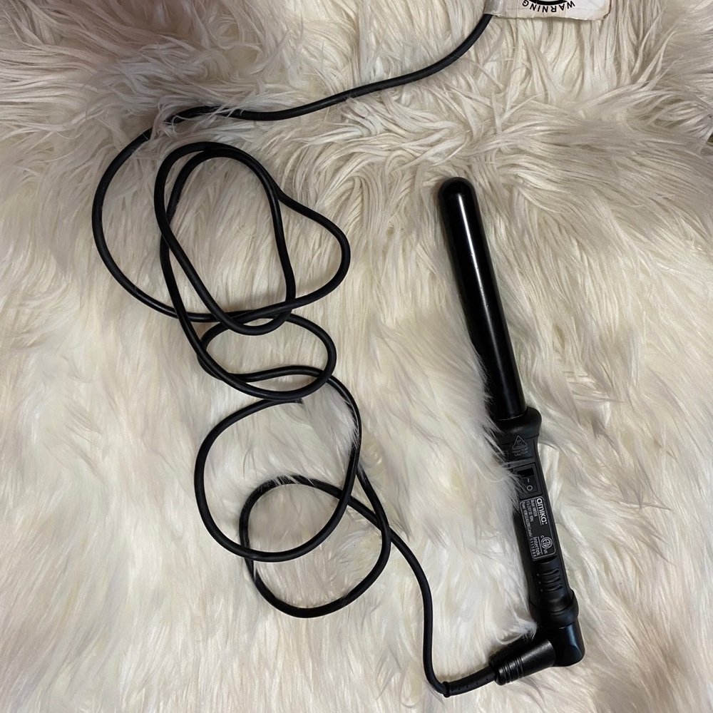 Amika curling iron